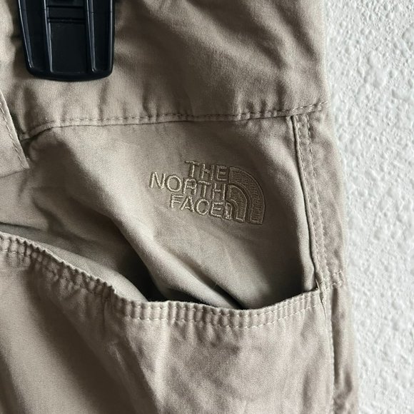The North Face Women's Rainier Khaki Convertible Pants Size S Style ASXQ - Picture 7 of 12